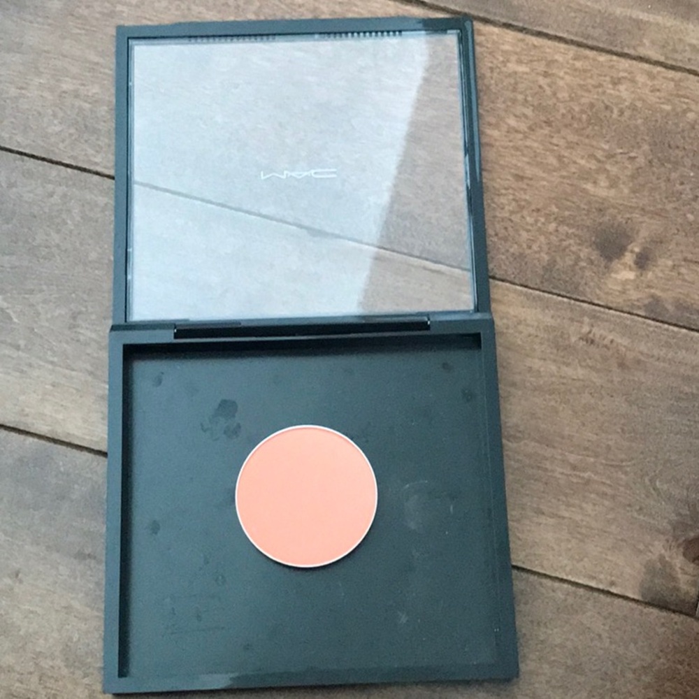 Mac Blush- Modern Mandarine